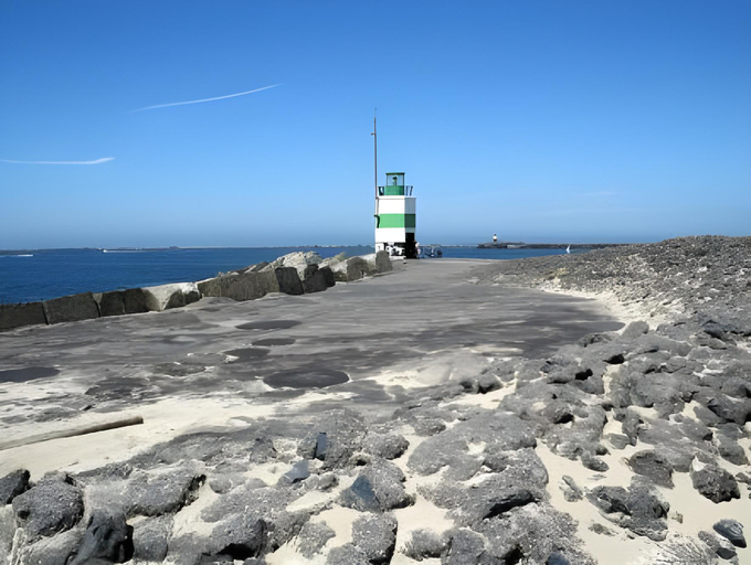 Surrounding environment, Hotel Velsen, Velsen