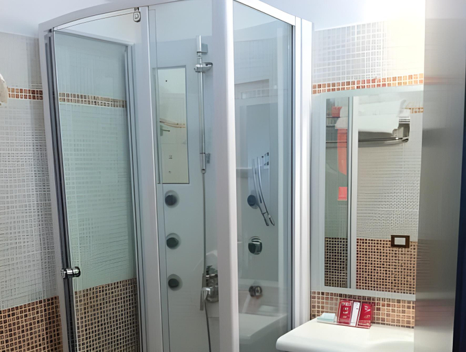 Bathroom 4, Sammartano Hotels, Trapani
