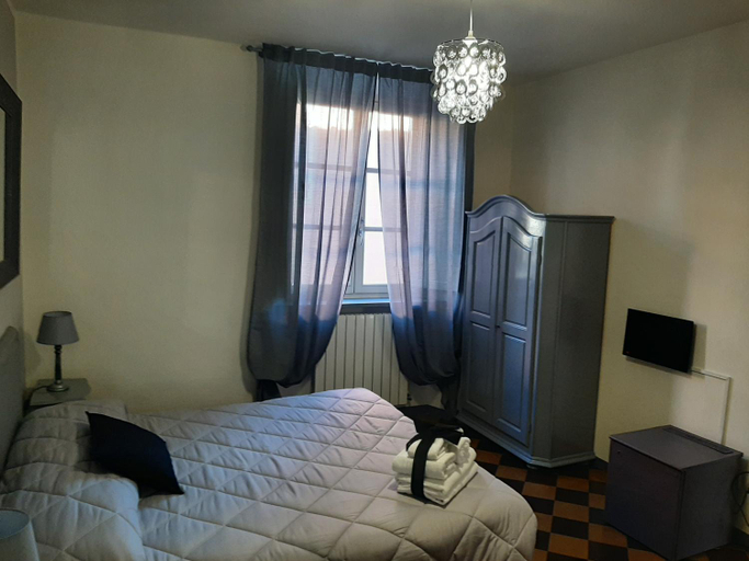 Bedroom 8