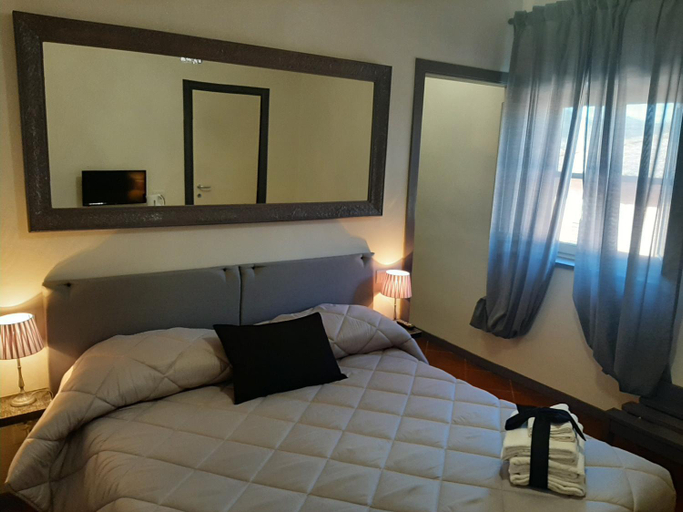 Bedroom 16