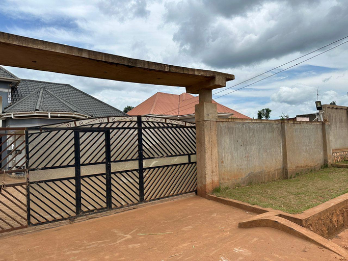 Others 2, Massy apartments , Ntenjeru