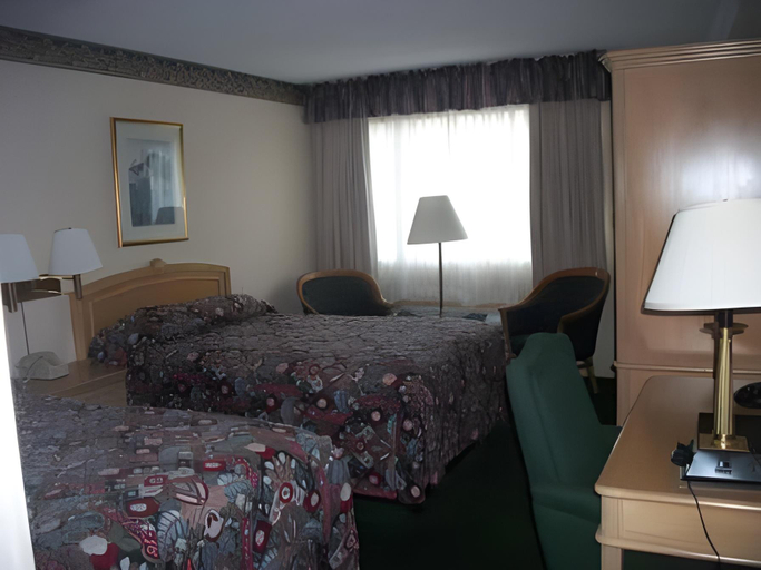Bedroom 2, Bonnie Castle Resort & Marina, Jefferson