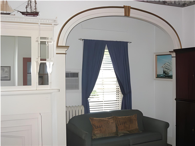 Others 5, Inn on Bellevue, Newport