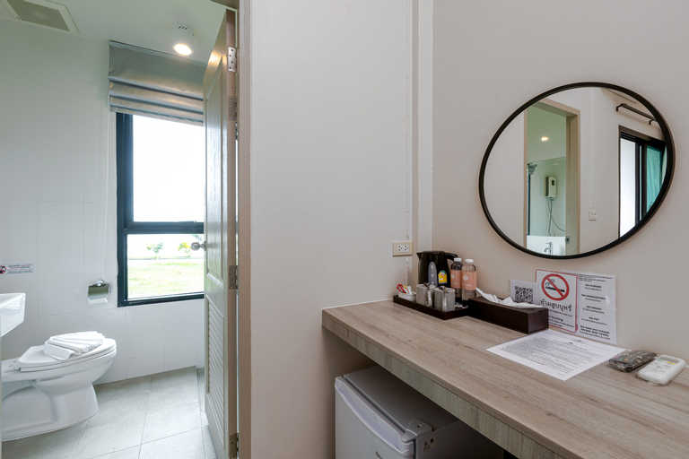 Bathroom 4