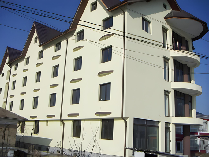 Others 5, Hotel Cristian, Afumati