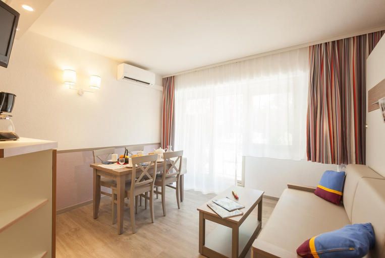 Others 4, Apartment Pierre Vacances Les Platanes, Var