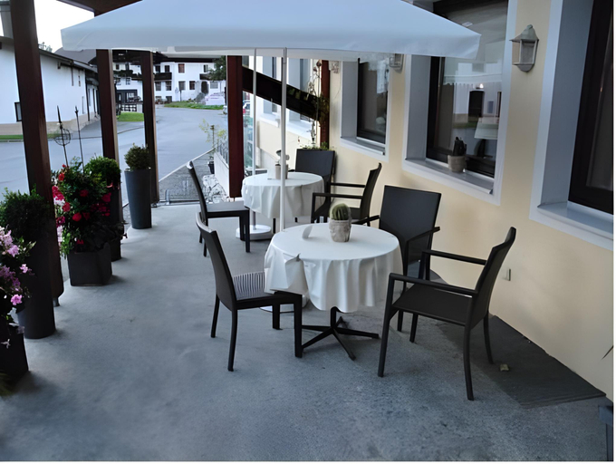 Others 2, Hotel Post - Garni, Reutte
