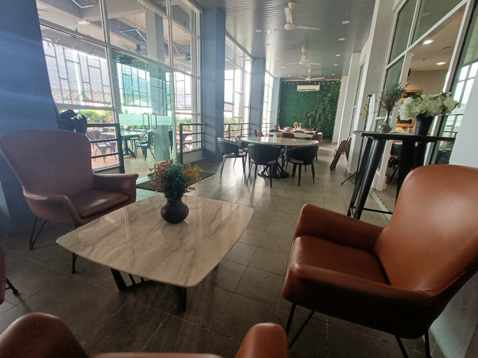 Food & Drinks 5, Hotel Scholar's Suites, Batang Padang