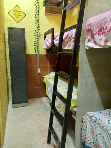 Others 4, Hostal Republic, Mérida