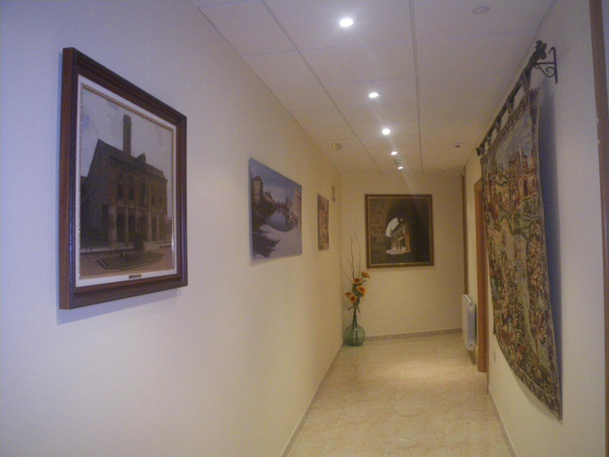Others 4, Duque De Osuna, Valladolid