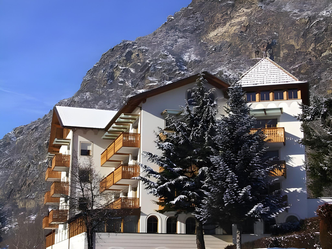 Exterior & Views 2, Hotel Vermoi, Bolzano
