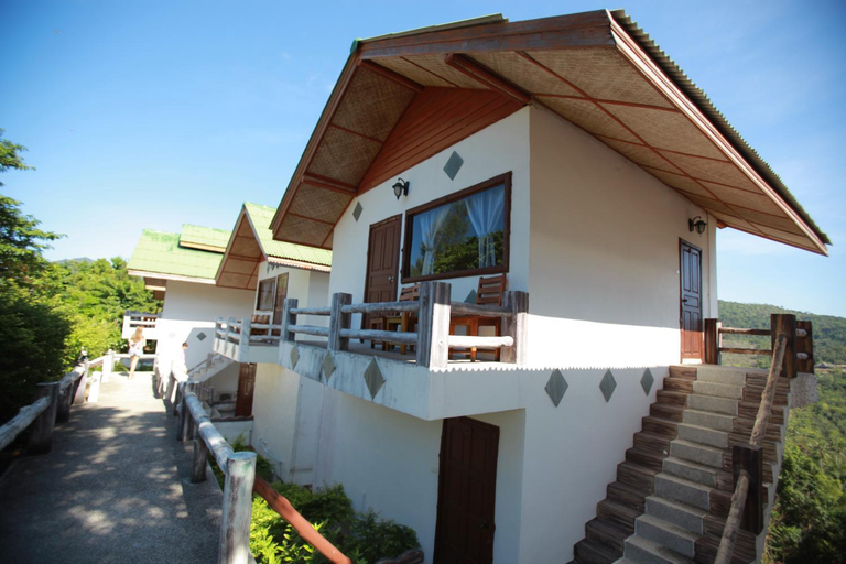 Exterior 7