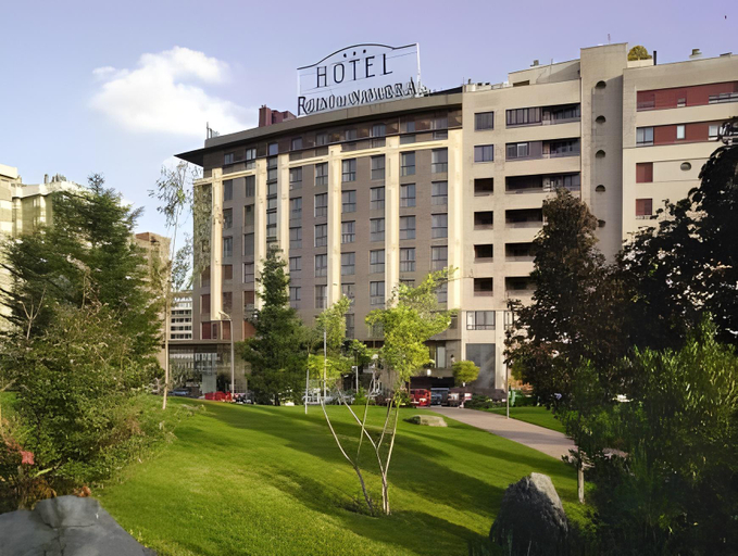 Exterior & Views 2, Occidental Pamplona, Navarra