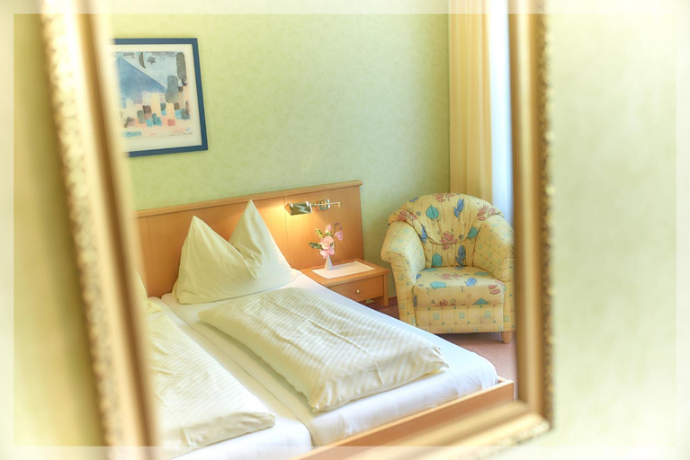 Bedroom 3, Gasthof BLASL Margaretha, Steyr Land