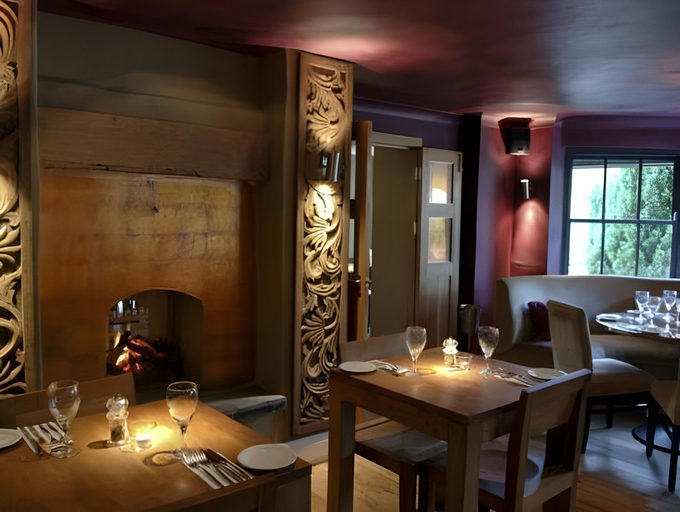 Others 5, Inn on the Lake by Innkeeper's Collection, Surrey