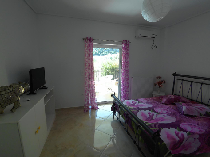 Others 5, Diamond Apartments, Central Greece