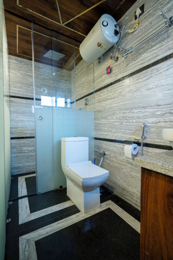 Bathroom 5, SID Royale Hyderabad, Hyderabad