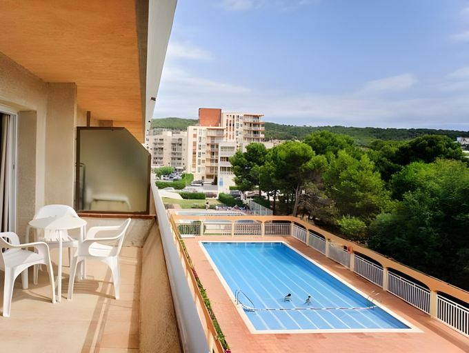 Sport & Beauty 2, RVApartaments La Pineda, Girona
