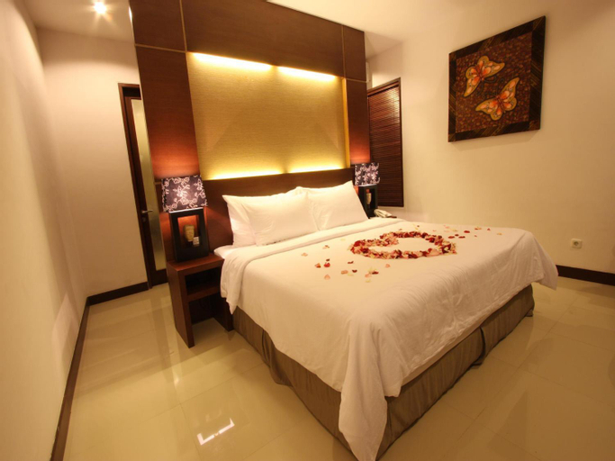 Bedroom 13