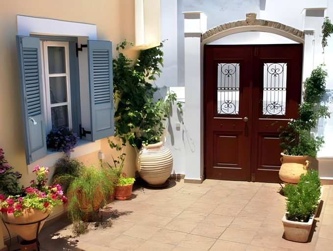 Others 5, Guesthouse Niriides, Attica