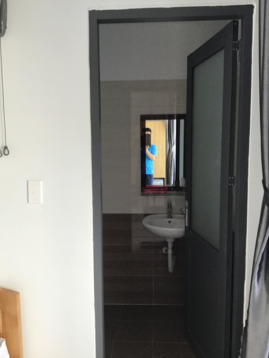 Bathroom 2, Hoang Sang, Ho Chi Minh City