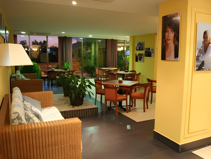 Public Area 2, Hotel Prado Real, Madrid