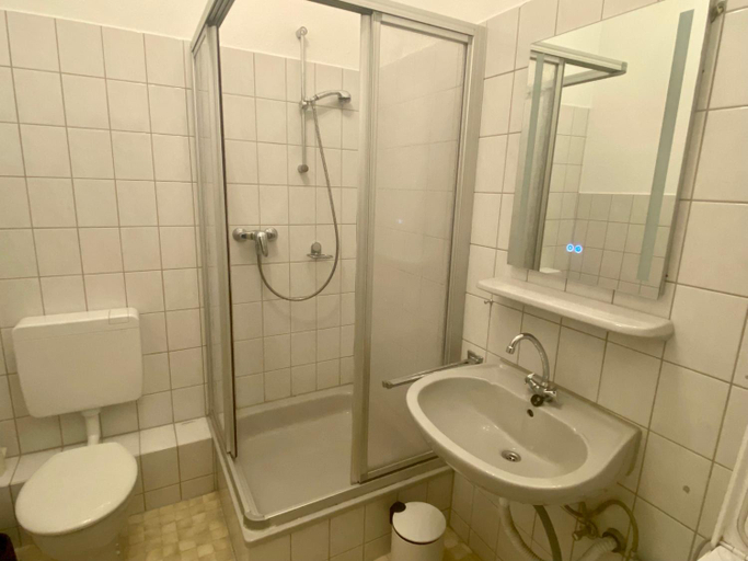 Bathroom 4, Hostel Harzer Hof, Goslar