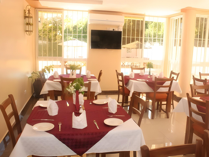 Food & Drinks 5, Pavilion Holiday Resort Shanzu, Kisauni