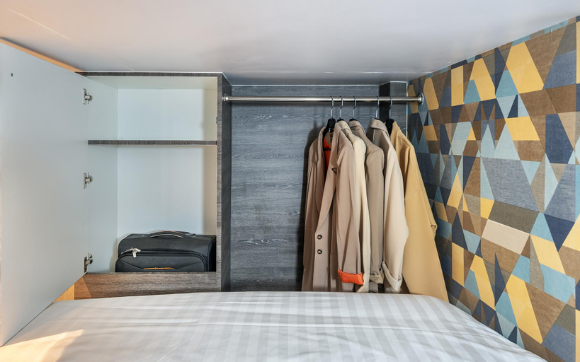 Bedroom 22