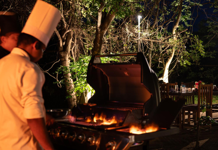 Food & Drinks 4, Lario Resort Sigiriya, Dambulla