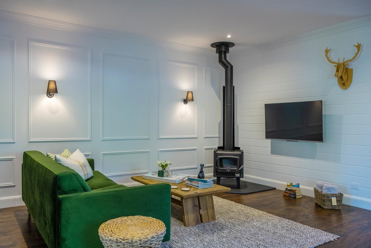 Others 2, MAIN STREET RETREAT - King BRs, Comp Minibar, Breakfast Prov, Fireplaces, Adelaide