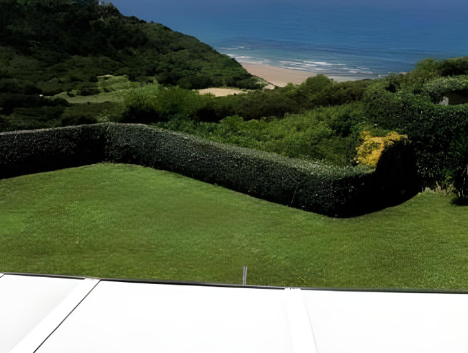 Others 5, Maison Bista Eder, Pyrénées-Atlantiques