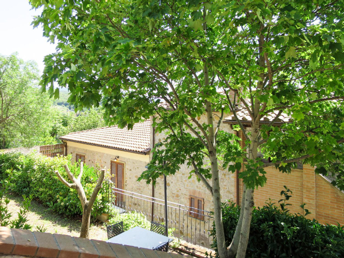 Apartment Castagno by Interhome, Pisa