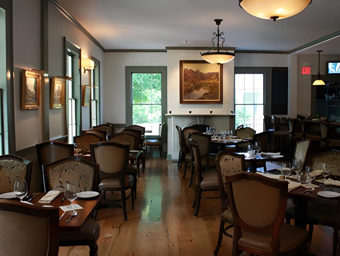 Food & Drinks 4, The Old Lyme Inn, New London