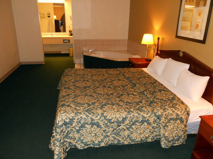 Bedroom 3, Country Hearth Inn And Suites Dawson, Terrell