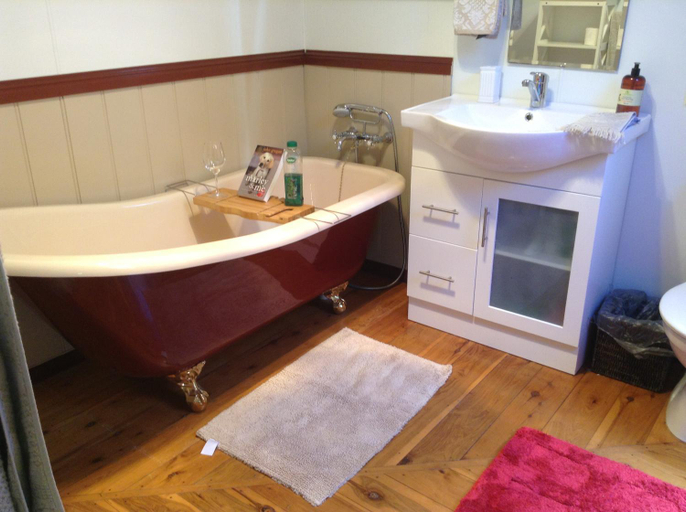 Bathroom 3, Must Love Dogs B&B & Self Contained Cottage, Indigo - Pt B