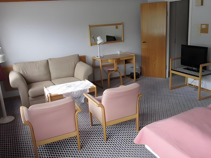 Bedroom 2, Bremanger Fjordhotell, Bremanger