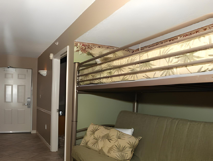 Bedroom 3, Pelican Beach Resort Destin, Okaloosa