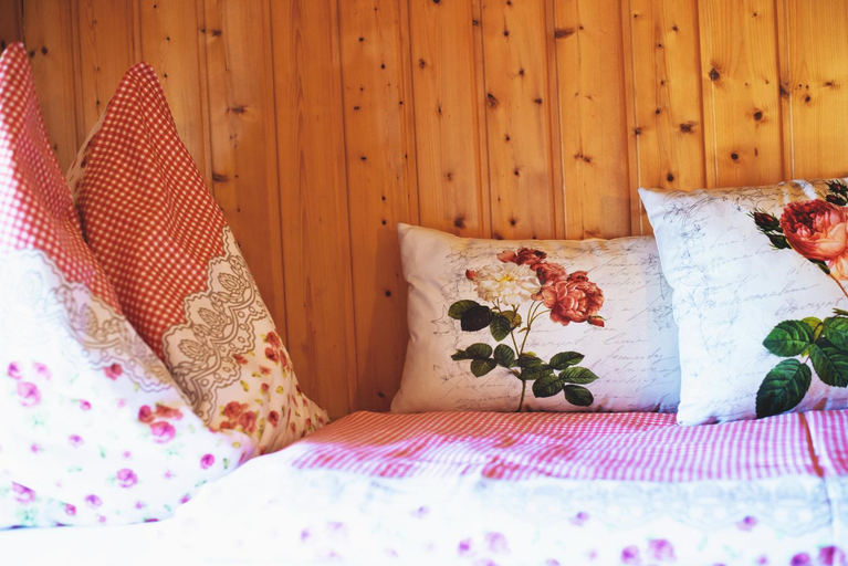 Bedroom 2, Krummholzhutte, Liezen