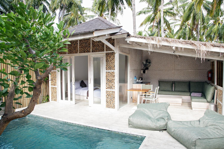 Swimming Pool 2