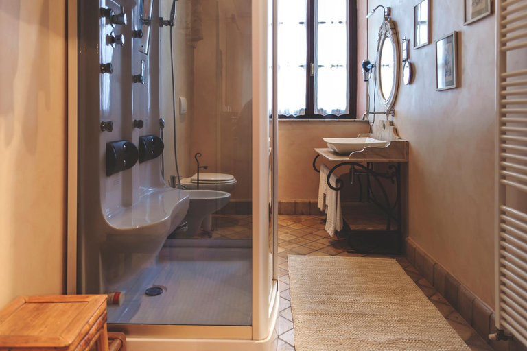 Bathroom 7