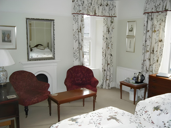 Bedroom 3, Bridge Hotel, Cumbria