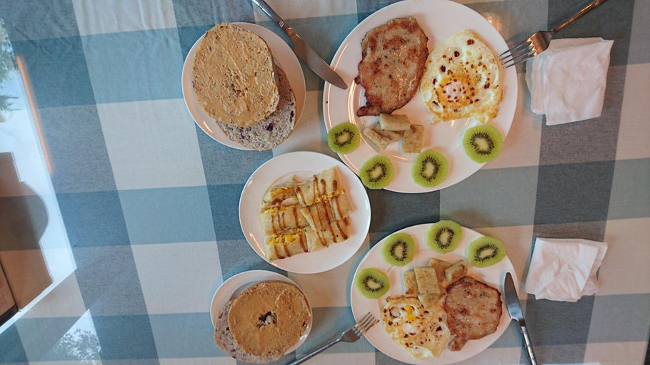Food & Drinks 14
