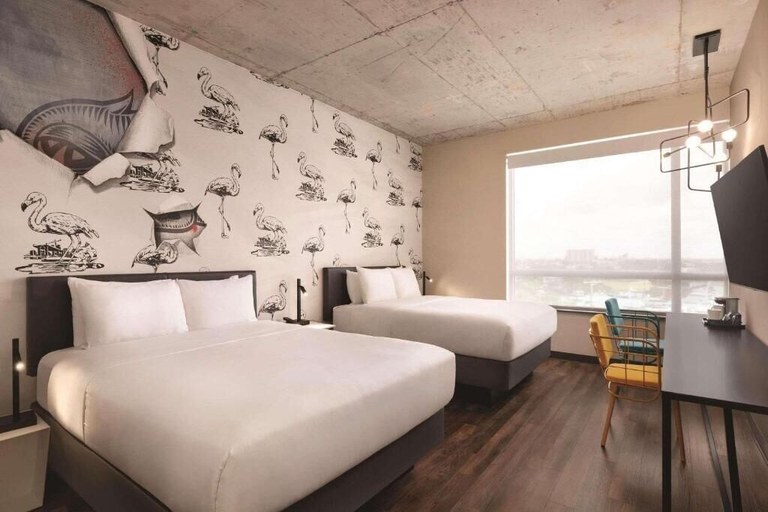 Bedroom 2, Kompose Boutique Hotel Miami Airport, Miami-Dade