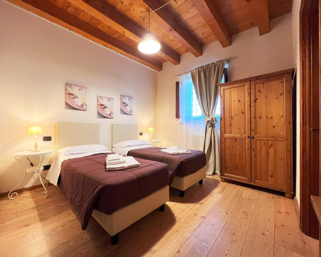 Bedroom 3, Agriturismo Corte Pellegrini, Verona
