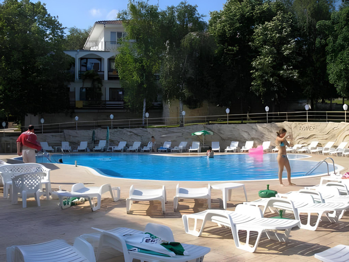Sport & Beauty 5, Ahilea Hotel - Free Pool Access, Balchik