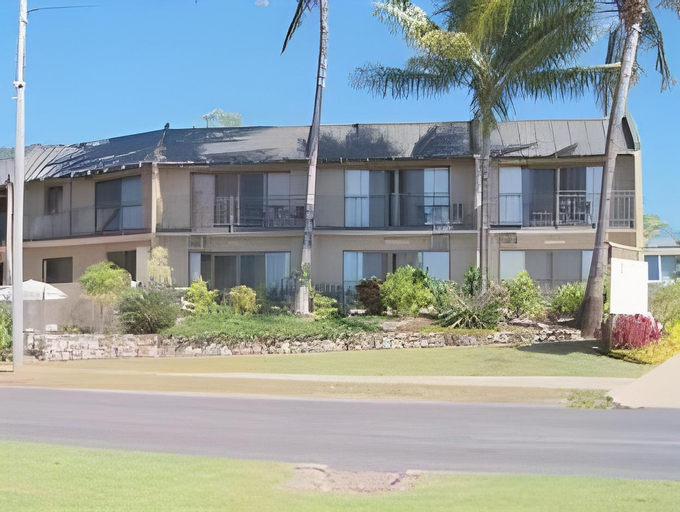 Whitsunday Waterfront Apartments, Whitsunday