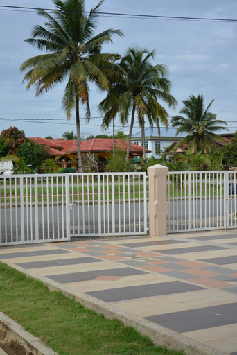 Exterior view 5, The Baiti, Maran