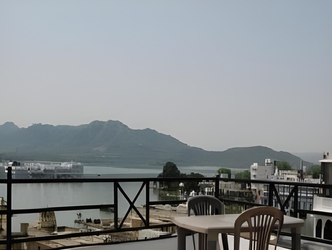 Food & Drinks 5, Hotel Ishwar Palace, Udaipur
