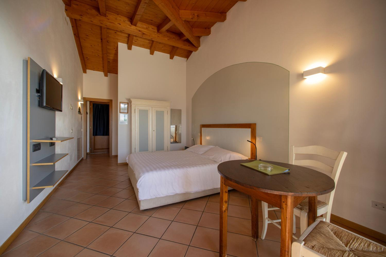 Bedroom 8
